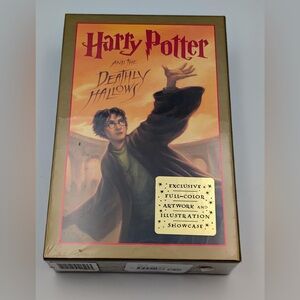 Sealed Harry Potter And The Deathly Hallows Exclusive Full-color Artwork